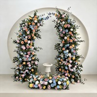Arche florale élégante pour mariage, rangée de roses artificielles pour décoration de scène extérieure, toile de fond de mariage, décoration d'événements