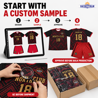 Maillot de football personnalisé 160 GSM respirant à séchage rapide, avec logo brodé et nom et numéro par transfert thermique pour équipes de club, OEM