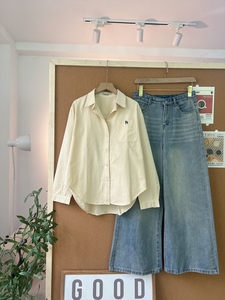 Camisa Caqui de Algodón Suave y Grueso para Mujer A741 con Bolsillo Bordado con Animalito, Color Caramelo, Casual, Manga Larga, Cuello Camisero - Product Image 2