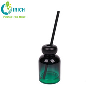 Botella de vidrio esmerilado de 100ml con tapa de rosca para difusor de varillas, estilo nuevo, con tapa de madera, para aromas del hogar, no rellenable, con logotipo personalizado, venta al por mayor