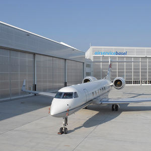 <span class=keywords><strong>Prix</strong></span> de <span class=keywords><strong>porte</strong></span> de hangar d'<span class=keywords><strong>avion</strong></span> coulissante horizontale à cadre en acier automatique à haute résistance pour <span class=keywords><strong>avion</strong></span> d'aéroport ou d'armée - Product Image 2