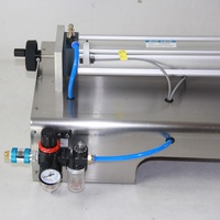 Machine de remplissage semi-automatique pneumatique à tête unique horizontale pour sauces chili, ketchup et sauces BBQ