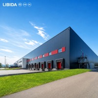 Panneau isolant en laine de roche pour mur et toit d'entrepôt en acier, conception de performance thermique pour structure d'atelier
