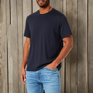 Camiseta de Manga Corta para Hombre, Cuello Redondo, 100% Algodón, Corte Regular, Color Azul Marino, Diseño Liso, Estilo Casual - Product Image 2