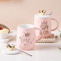 Mug à café nordique rose Couronne Fête des mères Cadeau de mariage Tasses à lait en céramique avec couvercle et cuillère Ensemble de style Couple Noël Or Roya