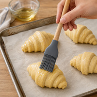 Ensemble de 3 ustensiles de pâtisserie en silicone avec manche en bois, spatule, racloir, pinceau à pâtisserie, outils de cuisson résistants à la chaleur pour gâteaux