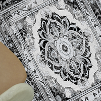 Vente en gros de tapis de salon de luxe décoratifs personnalisés pour la maison lavables en machine en polyester tapis de salon aux couleurs personnalisées