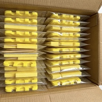 Kit de manucure et pédicure professionnel 5-en-1 jaune tendance avec lime à ongles en plastique, polissoir et pierre ponce naturelle double face