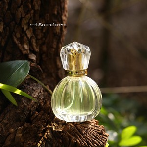 Perfume Líquido Sili Roti Brilliant Heart, Nuevo Regalo Navideño, Fragancia Floral y Frutal Fresca de Larga Duración, Tamaño Regular para Dama - Product Image 1