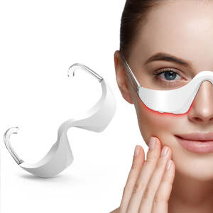 Tratamiento Profesional 3D para el Contorno de Ojos, Elimina las Ojeras y Mejora la Circulación con Masaje Térmico y Microcorriente - Product Image 1