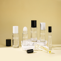 Özel 10ml 30ml 50ml lüks çevre dostu güzellik dudaklar bakım parfüm cam şişe üzerinde uçucu yağ Metal bilye rulo