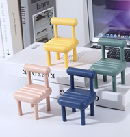 Produit à vendre Chaise de bureau pour téléphone portable Support pour téléphone portable Mini chaise Forme Support pour téléphone Design de chaise Support pour téléphone de bureau