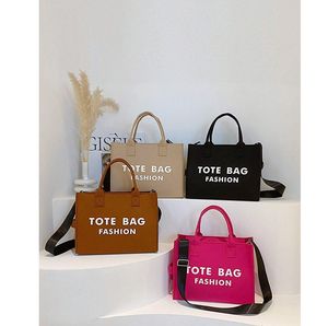 Sacs de luxe pour femmes, marque de luxe célèbre, 5000 styles, marron, haute qualité, décoration en perles, deux poignées, fermeture ouverte, logo <span class=keywords><strong>DM</strong></span>, catalogue - Product Image 1