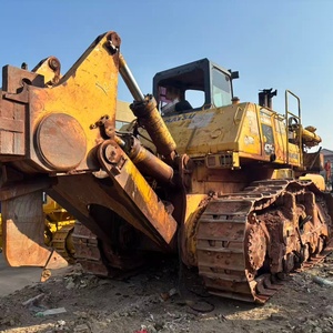 Cargador de tractor amarillo con componentes principales del motor, equipo de construcción usado - Product Image 2