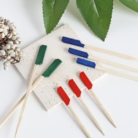 Brochettes jetables biodégradables en bambou Teppo avec pics colorés pour cocktails, bar, fruits, apéritifs, buffet, fête, vente en gros