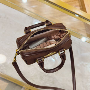 Sac à main pour femmes de style Boston, modèle 2025. Designs de créateurs de marques. Convient à un usage quotidien.730 - Product Image 2