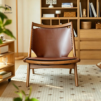 Chaise en cuir confortable avec structure en bois massif pour café, maison ou bureau