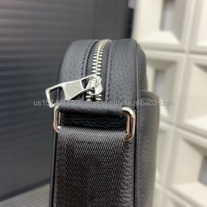 lv crossbody bag men