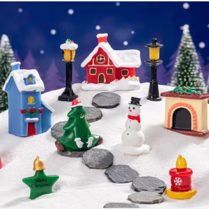 Pequeña <span class=keywords><strong>torre</strong></span> de pared de resina de Navidad árbol Villa casa muñeco de nieve linterna vela estrella caja de regalo figurita y Juguete conjunto de adorno de vacaciones - Product Image 1