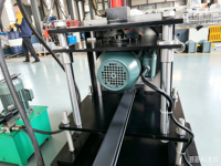 Machine automatique de formage de panneaux de volets roulants en mousse PU, ligne de production de panneaux sandwich pour volets roulants