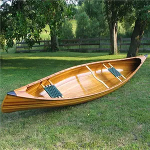 Европейская гребная лодка для отдыха достопримечательная рыболовная лодка каноэ