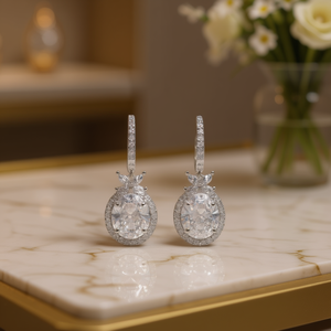 Orecchini con Diamanti Taglio Ovale Blu Zaffiro in Oro Bianco Certificati GIA Gioielli da Matrimonio Stile Classico da Donna - Product Image 2