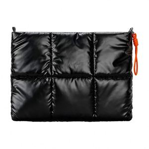 Housse matelassée argentée avec sangle compatible avec MacBook Air M4 13, M3, M2, M1 13.6, pochette pour ordinateur portable 13-14 pouces - Product Image 1