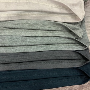 卸売 メンズ ジム マッスルネック Tシャツ カスタム刺繍 リングスパンコットン 220GSM ソフト サマー 無地 DTGプリント 100%コットン - Product Image 6