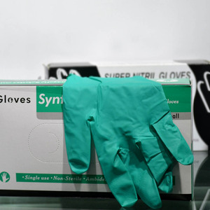 100 dans la boîte vert 8 mil imperméable et <span class=keywords><strong>pas</strong></span> étouffant la sueur chérissez vos mains <span class=keywords><strong>gants</strong></span> de laboratoire en nitrile sans poudre - Product Image 6