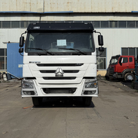 Camion tracteur poids lourd Howo 6x6 6x4 10 roues Euro3 380 ch 40 tonnes d'occasion pour la République démocratique du Congo