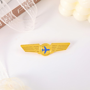 Kanat şekli hava hizmeti üniforma Pin rozeti toptan altın uçak komutanı Metal Pin debriyaj uçak kaptan amblem Pin ile - Product Image 5