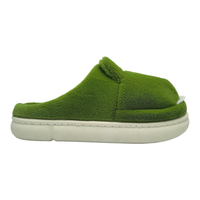 Pantoufles douces en peluche pour femme, certifiées California Prop 65, délai de livraison 30-60 jours, claquettes amusantes en forme de grenouille verte