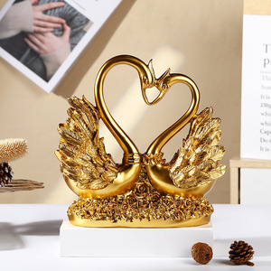 Estatua <span class=keywords><strong>Cisne</strong></span> Resina Pintada a Mano Estilo Nordico Figura Decorativa Hogar Escritorio Coleccionable Regalo Ornamento - Product Image 1