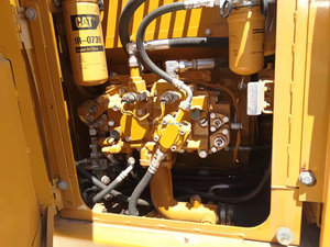 Excavatrice Caterpillar 312D d'occasion avec moteur et pompe d'origine, marque japonaise, fabriquée en Chine - Product Image 5