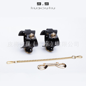 Trajes sexys de cuero, esposas de bondage para mujer, collares, herramientas de sujeción, juguetes eróticos para adultos, venta al por mayor personalizada. - Product Image 5