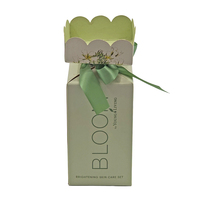 Boîte cadeau en carton biodégradable à couvercle en forme de pétale, imprimée sur mesure, pour ensemble de soins de la peau, emballage pour crème pour le visage, soins de la peau, satin