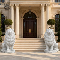 Grande statue de lion sculptée à la main en marbre blanc naturel, sculpture assise pour la décoration d'une villa, d'un jardin ou d'une entrée d'hôtel