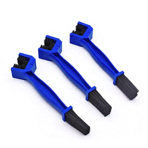 Brosse de nettoyage de chaîne de moto à trois faces, outil de nettoyage pour l'entretien en profondeur de la chaîne, poignée en plastique portable - Product Image 1