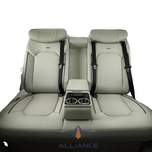 Siège de voiture de luxe avec repose-pieds motorisé - Product Image 5
