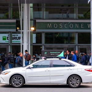 P2プログラム可能制御屋外タクシートップLEDスクリーン2mmピクセル車の屋根デジタルポスターグラフィック広告デジタルサイネージ - Product Image 1