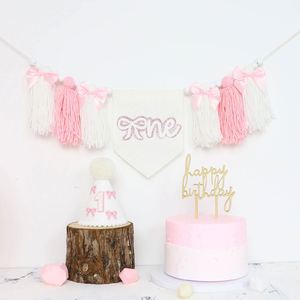 Bannière d'<span class=keywords><strong>anniversaire</strong></span> faite à la main avec chapeau pour la première fête de bébé - Product Image 2
