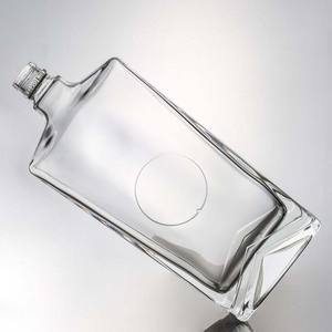 Botella de Licor de Vidrio Transparente Super Flint con Logotipo Personalizado, 500ml 750ml, Envase Cuadrado Vacío para Whisky, Vodka, Ginebra, <span class=keywords><strong>Guala</strong></span> - Product Image 3