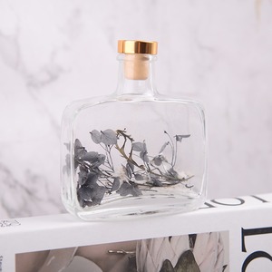 Difusor de Aromas con Varillas de Bambú de 100ml y 200ml, Ambientador Perfumado para el Hogar, Habitaciones y Dormitorios - Product Image 3