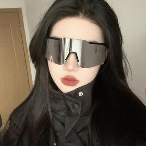 Gafas de Sol Deportivas para Exteriores, Protección UV400, Resistentes al Viento, Montura de PC, Lentes Negras Tipo 3, para Montañismo, Ciclismo, Senderismo y Escalada - Product Image 5