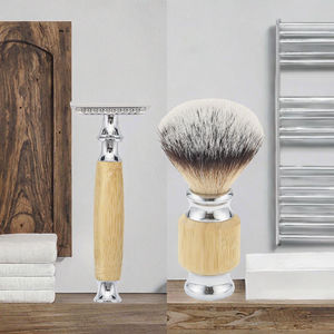 Kit de rasage d'hôtel durable écologique de luxe avec rasoir en acier inoxydable pour le visage en bambou - Product Image 3
