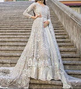 Robe de mariée indienne pakistanaise fabriquée à la main avec piste lourde Zardozi travail pour mariage Designer vêtements ethniques - Product Image 2