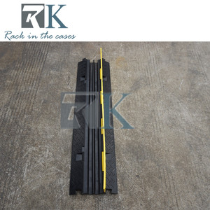 Yellow Black Cable Ramp Rubber Cable Ramp Safety Cable Protector Ramp 1 2 3 4 <b>5</b> Channels Cable Ramp - Product Image 5
