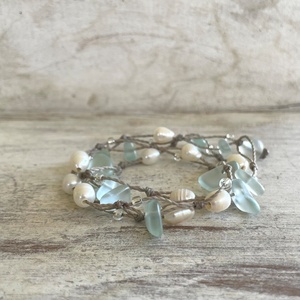 Braccialetto avvolgente con collana di perle d'acqua dolce e vetro di mare verde menta o isola di cavigliere e gioielli da spiaggia fatti a mano nei caraibi - Product Image 2