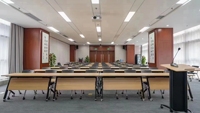 Table de formation et de conférence pliable de style moderne, facile à assembler, avec plateau en mélamine et structure métallique pour bureaux, ateliers et postes de travail