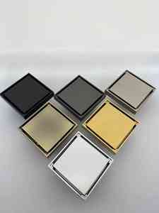 ที่ดัก<span class=keywords><strong>ผม</strong></span>แบบระบายน้ำที่พื้นทองเหลืองขัดเงาทรงสี่เหลี่ยมระบายน้ำที่พื้นในห้องน้ำสีดำมีรูปแบบสเปรย์ฝนแกนวาล์วเซรามิก - Product Image 2